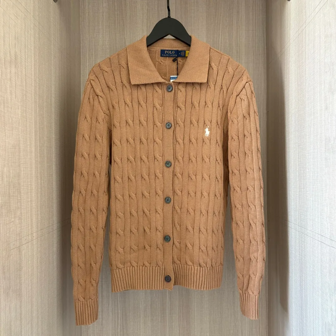 P240 RALPH LAUREN Eleven colors small label embroidered lapel long-sleeved knitted sweater men's and women's couple tops Eleven colors Colors: White Black Navy Blue (Red Label) Navy Blue (White Label) Apricot Gray Pink Red Khaki Blue Dark Red Size: S M L XL Material: Cotton Weight: 680g